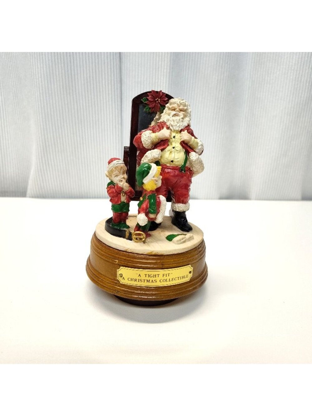 House Of Lloyd "A Tight Fit" Santa Collectible Wind-Up Music Deck The Halls 1991